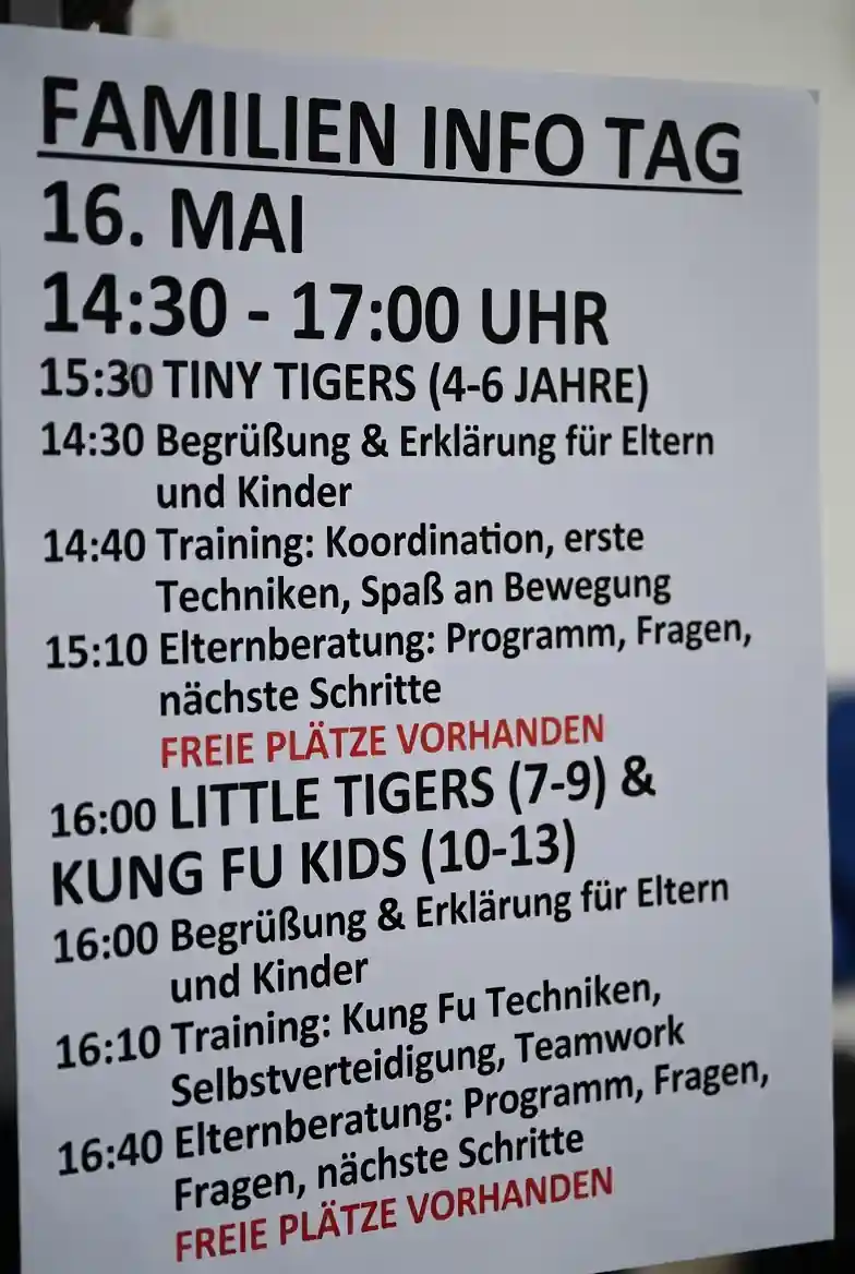 Familien Info Tag Anmeldung - 16. Mai München Plakat Zeitslots