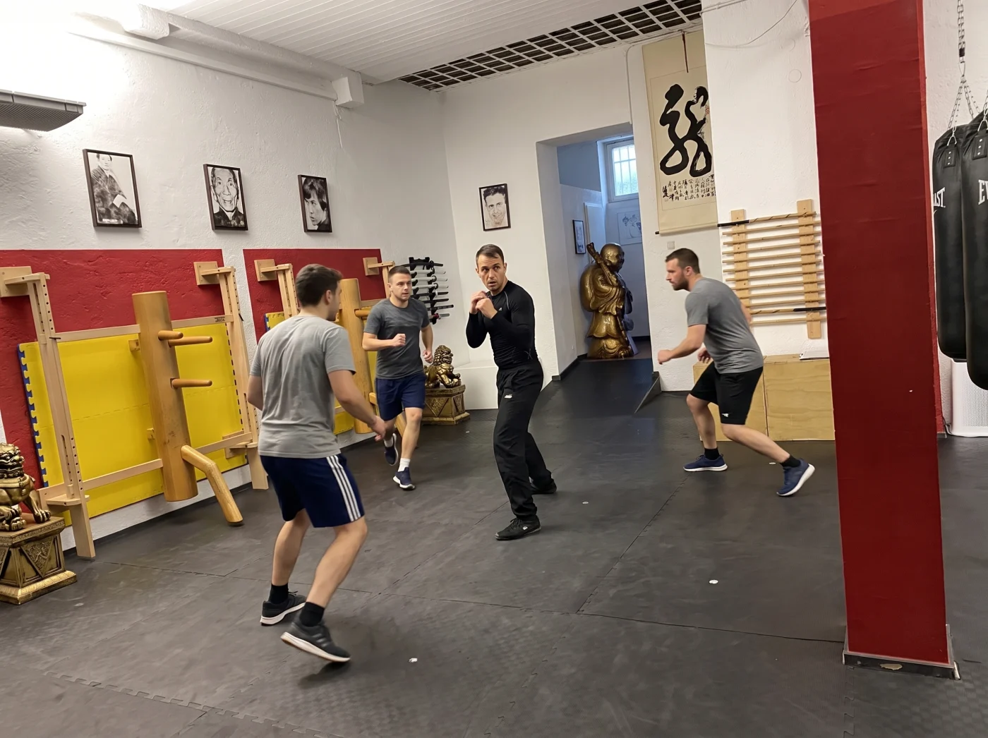 Street Fight Basics 6 Mass Attack